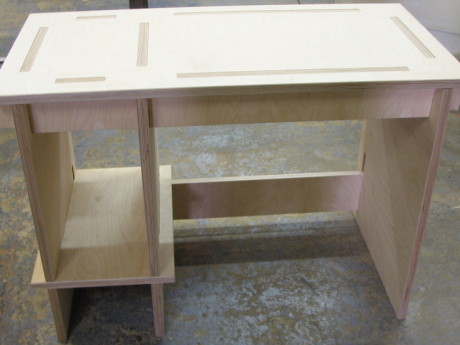 Click On' Desk Plywood